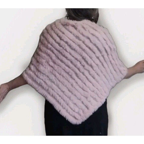 Christopher & Banks Rabbit Fur & Knit Light Pink Poncho Shawl Sweater One Size - Picture 4 of 12